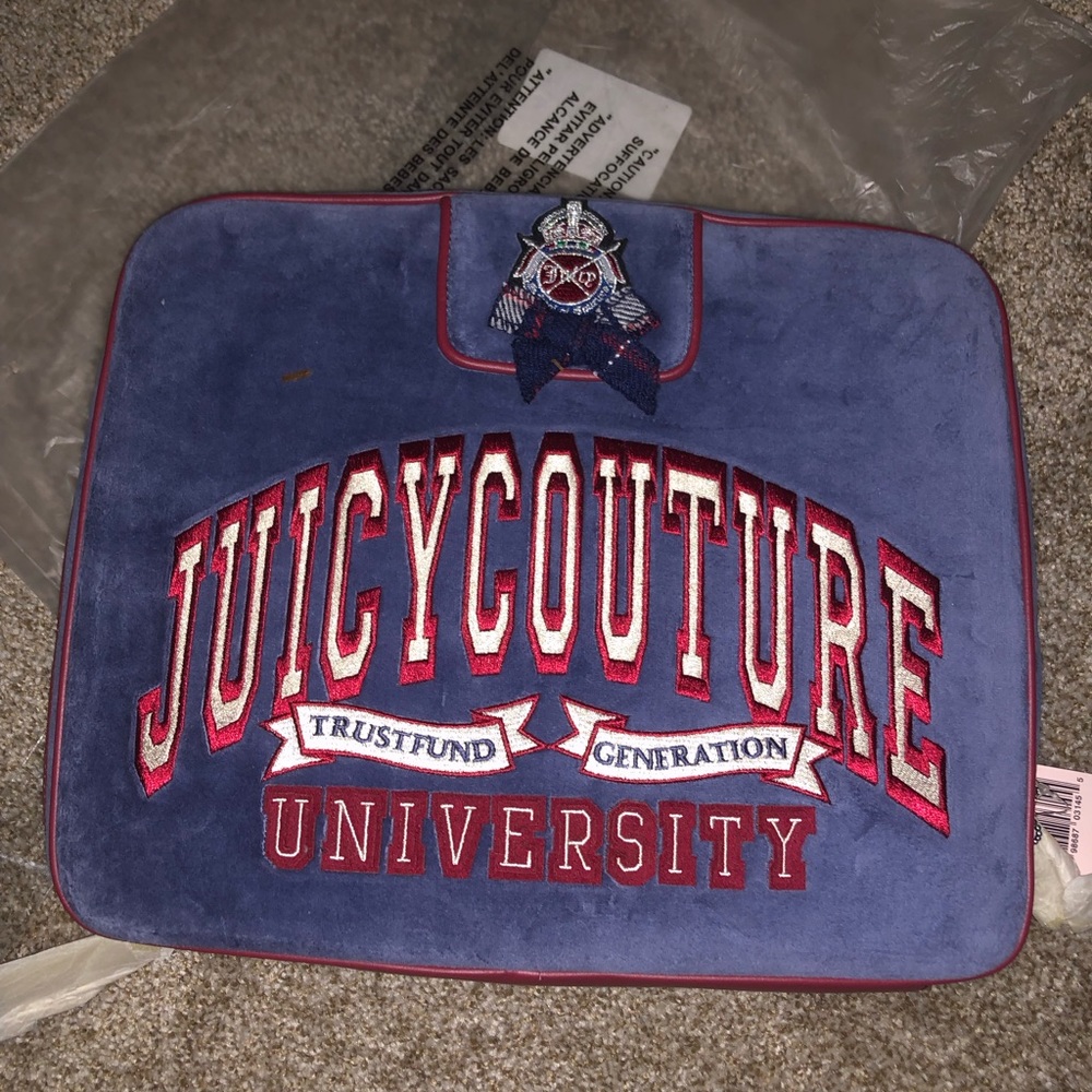 Juicy Couture (trust fund generation) “University” laptop case
